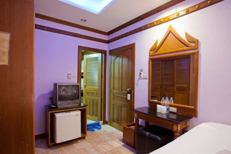 Patong Beach Bed And Breakfast Εξωτερικό φωτογραφία