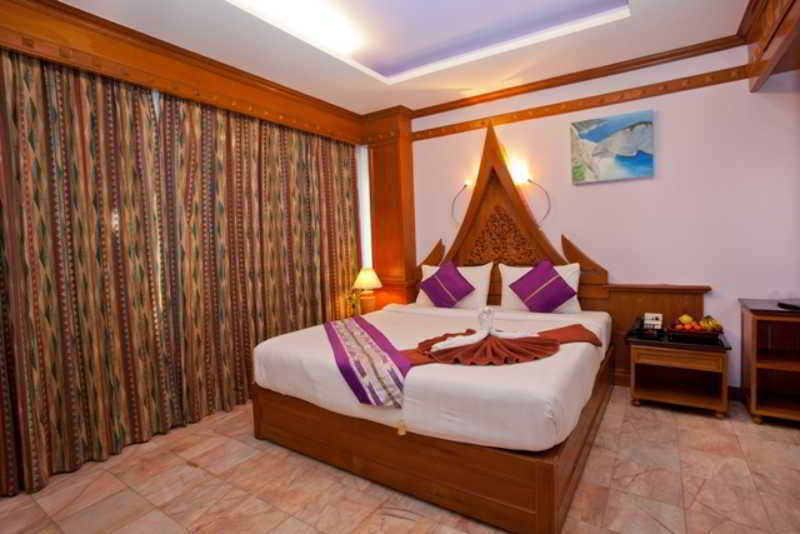 Patong Beach Bed And Breakfast Δωμάτιο φωτογραφία